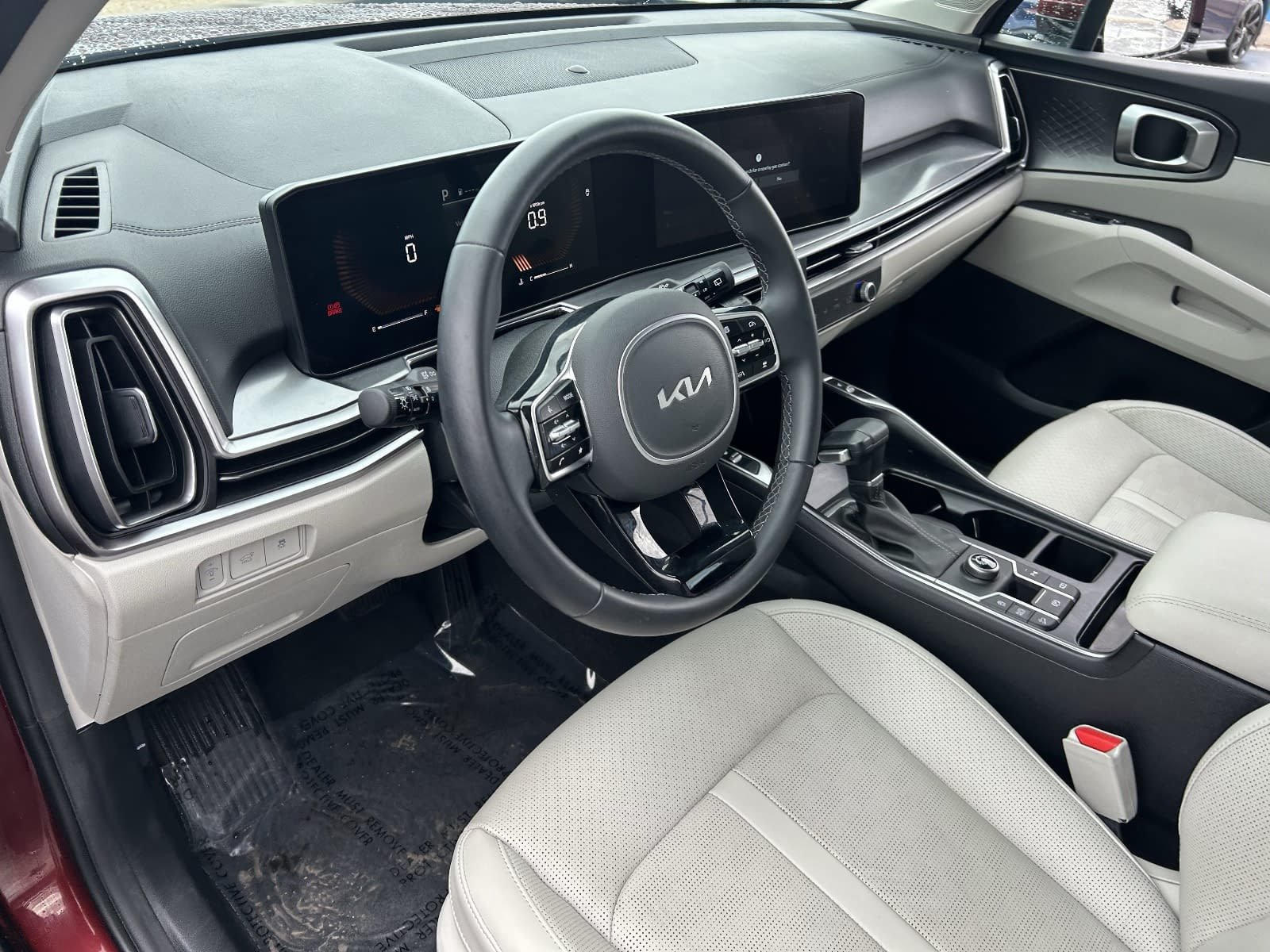 Used 2025 Kia Sorento EX w/ Panoramic Sunroof Package FWD image 21