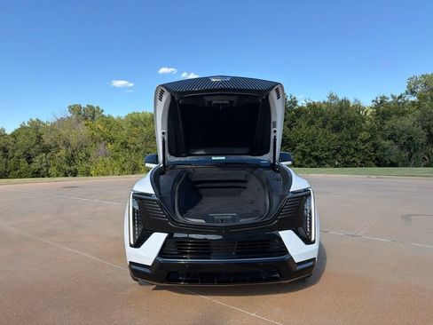 Used 2025 Cadillac Escalade IQ Sport 2 AWD/4WD image 43