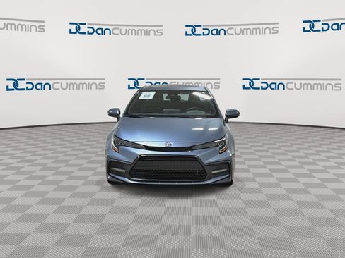 Used 2020 Toyota Corolla XSE FWD image 3