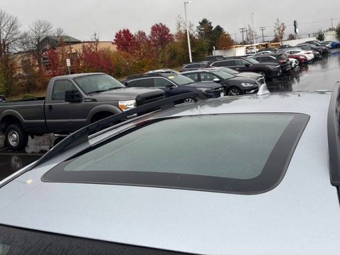 Used 2017 Subaru Forester 2.5i Touring image 27