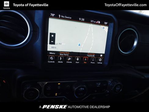 Used 2020 Jeep Gladiator Overland image 7