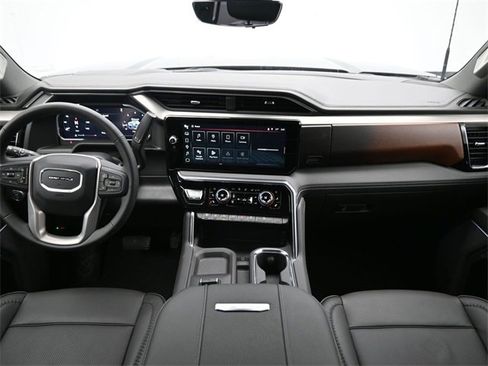 New 2026 GMC Sierra 3500 Denali w/ Denali Reserve Package image 12