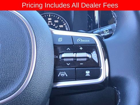 Certified 2023 Kia Sorento EX FWD image 24