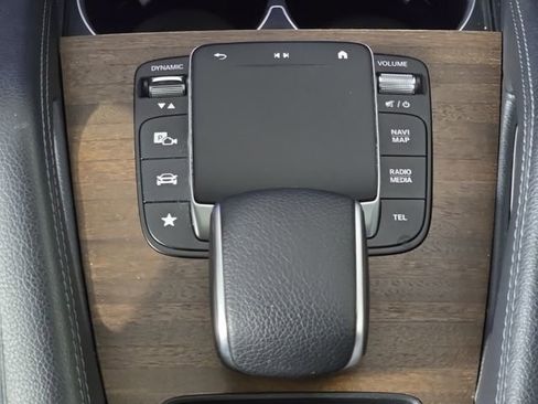 Certified 2022 Mercedes-Benz GLE 350 4MATIC image 25