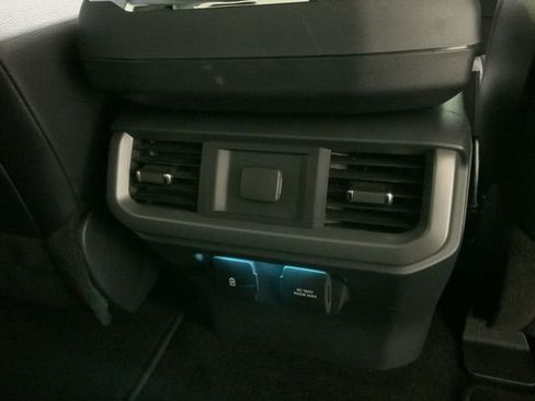 Used 2022 Ford F150 Lariat AWD/4WD image 28
