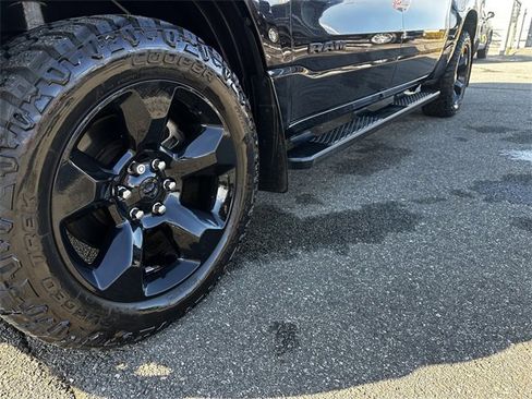 Used 2019 RAM 1500 Big Horn image 12