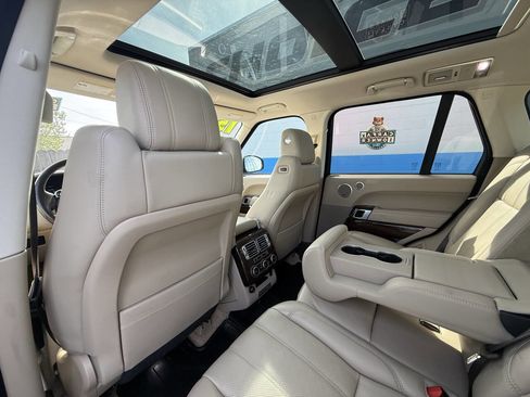 Used 2015 Land Rover Range Rover Supercharged image 14