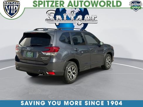 Used 2023 Subaru Forester Premium AWD/4WD image 9