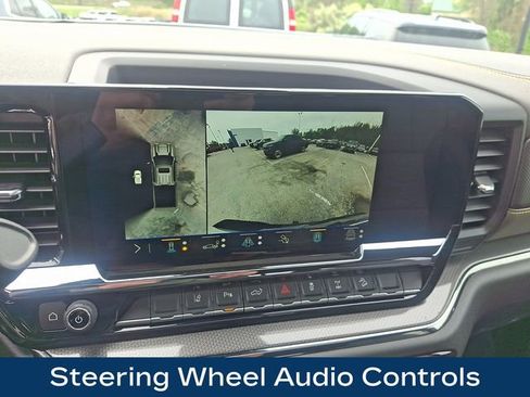 Used 2026 Chevrolet Silverado 2500 ZR2 AWD/4WD image 12