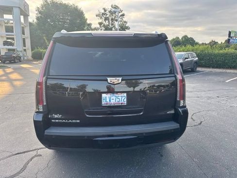 Used 2020 Cadillac Escalade Premium Luxury w/ Escalade Sport Edition RWD image 5