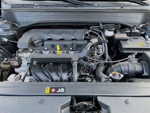 Used 2022 Hyundai Venue SEL w/ Cargo Package image 28