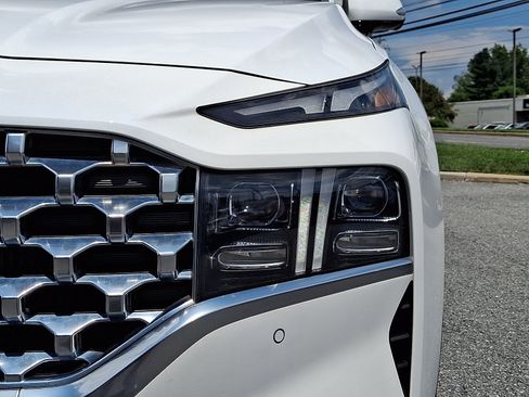 Certified 2023 Hyundai Santa Fe Limited AWD/4WD image 10