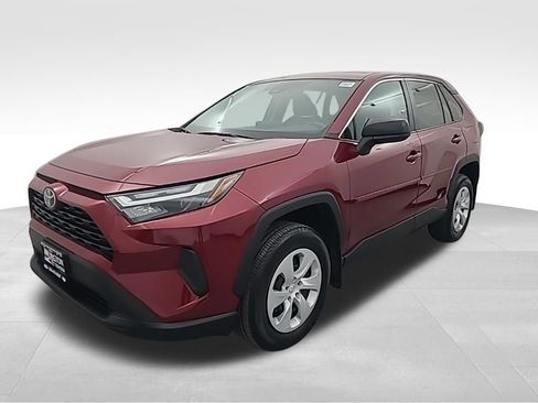 Used 2023 Toyota RAV4 LE image 9
