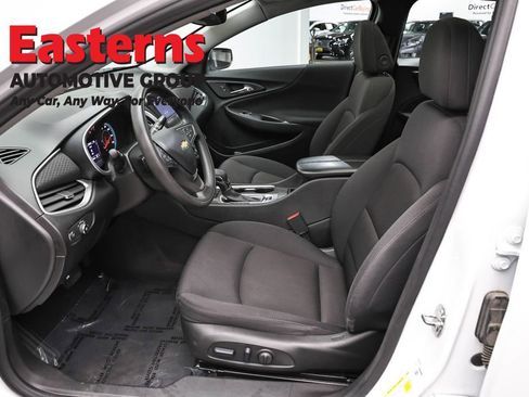 Used 2024 Chevrolet Malibu LT FWD image 14