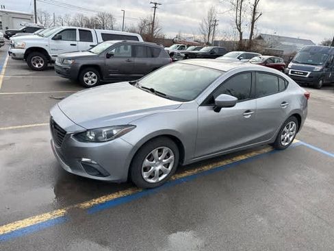 Used 2016 MAZDA MAZDA3 i Sport image 9
