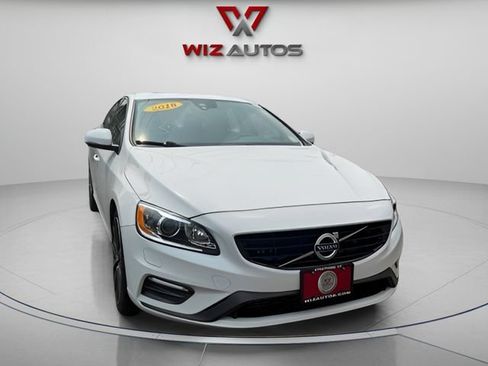 Used 2018 Volvo S60 T5 Dynamic w/ Vision Package AWD/4WD image 7