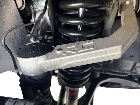 Used 2018 Toyota Tacoma TRD Off-Road AWD/4WD image 19
