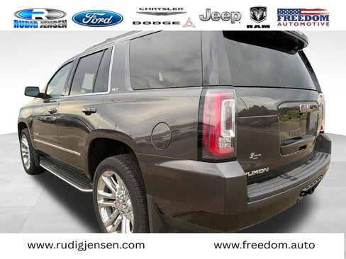 Used 2018 GMC Yukon SLT w/ Premium Edition AWD/4WD image 3