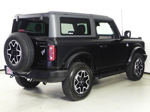 Used 2023 Ford Bronco Outer Banks image 7