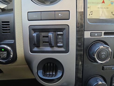 Used 2016 Ford Expedition Limited w/ Equipment Group 301A image 21