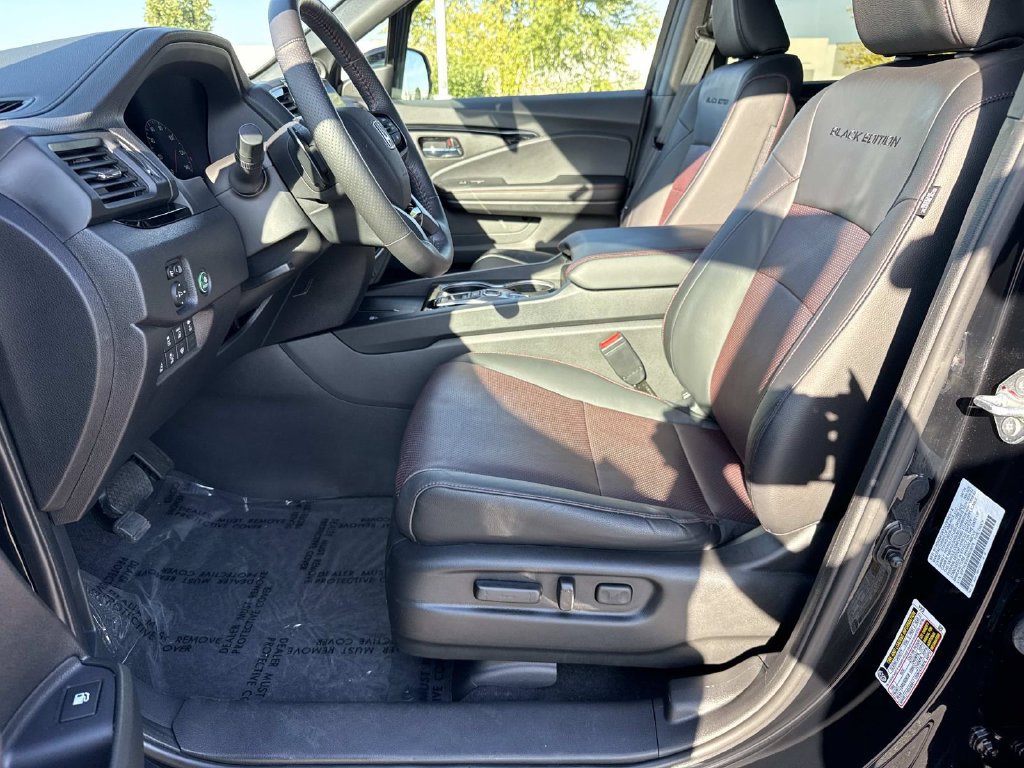 Used 2024 Honda Ridgeline Black Edition image 24