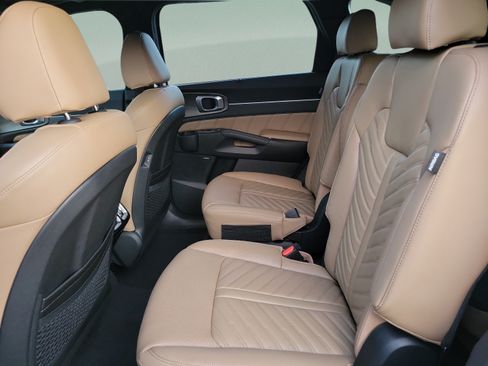 New 2026 Kia Sorento SX Prestige w/ Olive Brown Leather Package AWD/4WD image 6