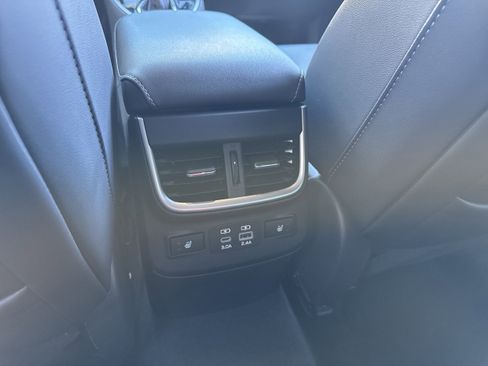 Used 2024 Subaru Outback Touring XT image 18