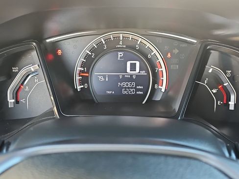 Used 2018 Honda Civic Sport image 19