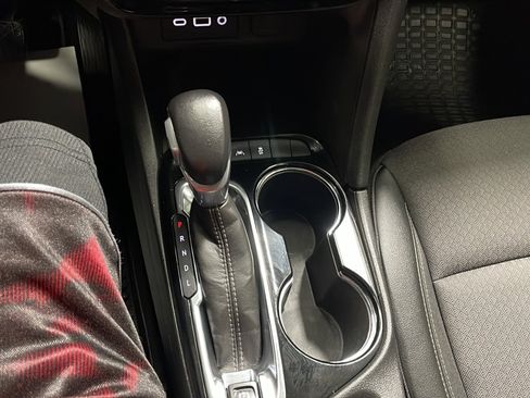 Used 2023 Buick Encore GX Select FWD image 11