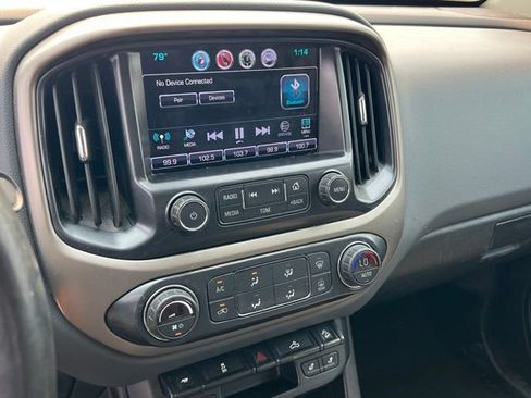 Used 2016 Chevrolet Colorado Z71 AWD/4WD image 16
