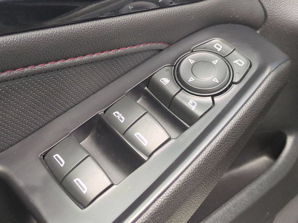 Used 2022 Chevrolet Traverse RS AWD/4WD image 12