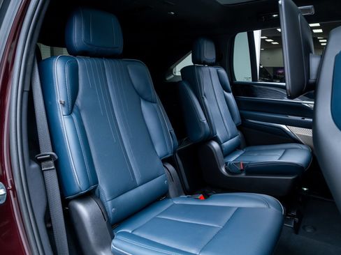 Used 2025 Cadillac Escalade IQ Sport 2 AWD/4WD image 26