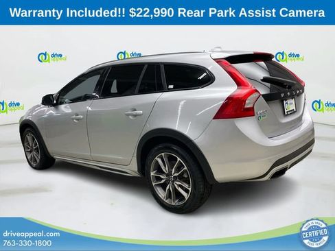 Used 2018 Volvo V60 T5 Cross Country AWD/4WD image 8