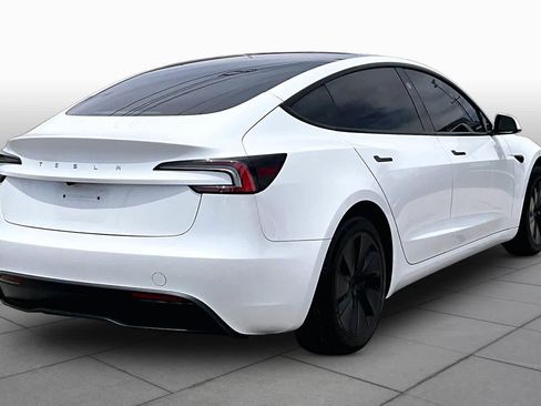 Used 2025 Tesla Model 3 Long Range RWD image 11