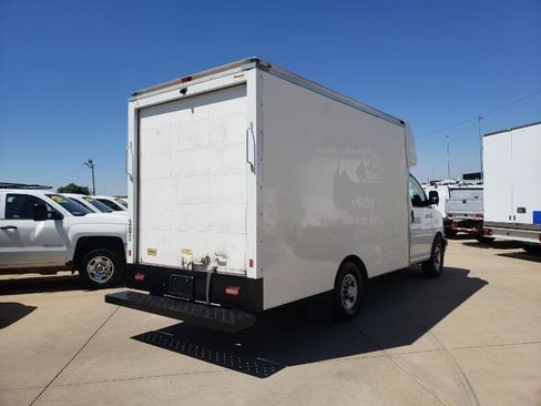 Used 2020 Chevrolet Express 3500 w/ Power Convenience Package RWD image 7