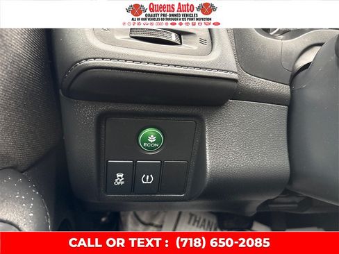 Used 2022 Honda HR-V LX image 41