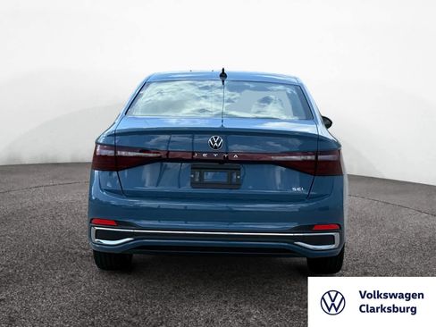 New 2025 Volkswagen Jetta SEL image 4