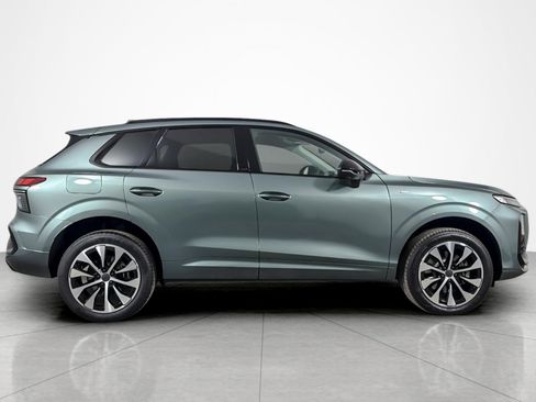 New 2026 Audi Q3 quattro 2.0T AWD/4WD image 7