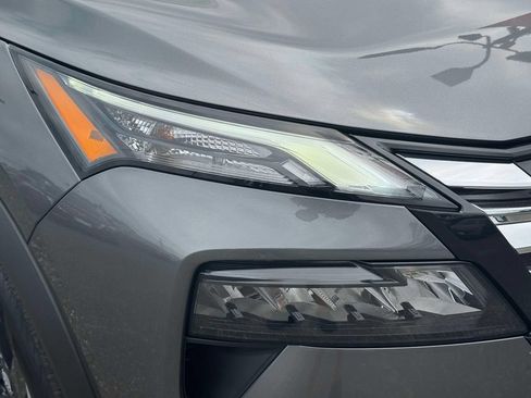 Certified 2026 Nissan Rogue SV AWD/4WD image 9