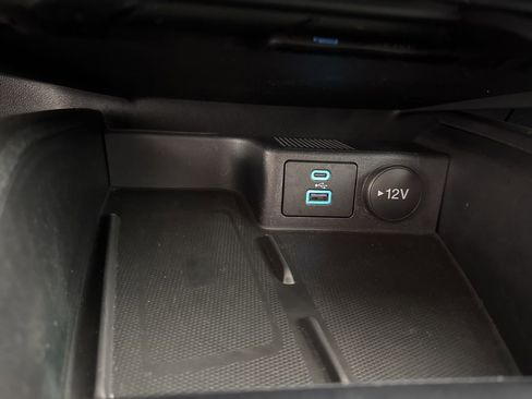 Used 2022 Ford Escape SEL w/ Technology Package image 21