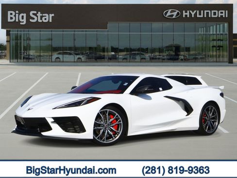 Used 2025 Chevrolet Corvette Stingray Premium Conv w/ Z51 Performance Package image 1