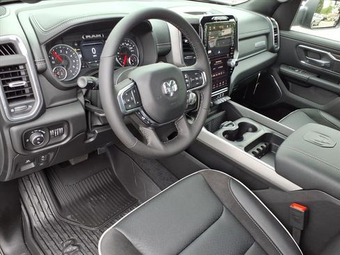 New 2026 RAM 1500 Laramie AWD/4WD image 4
