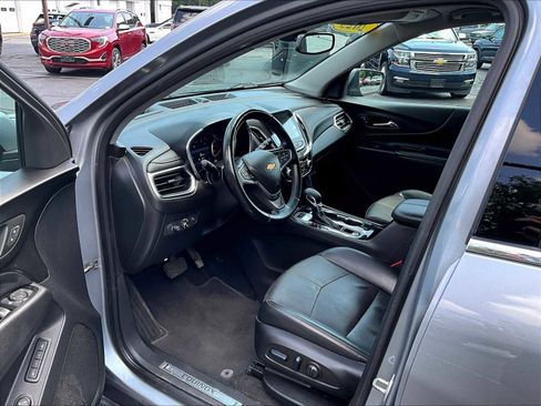 Used 2023 Chevrolet Equinox Premier image 8
