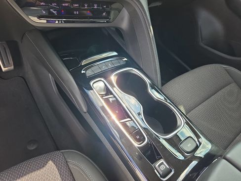 Used 2023 Buick Envision Preferred image 42