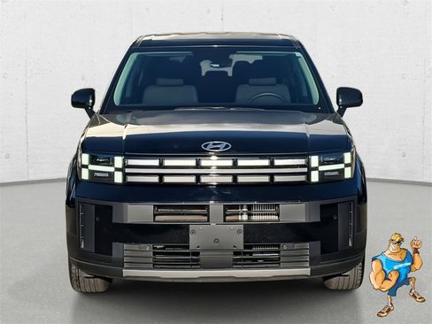 Used 2024 Hyundai Santa Fe SE image 2