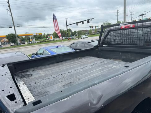 Used 2016 RAM 2500 Tradesman RWD image 10
