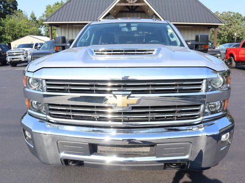 Used 2017 Chevrolet Silverado 3500 LT w/ LT Convenience Package AWD/4WD image 2