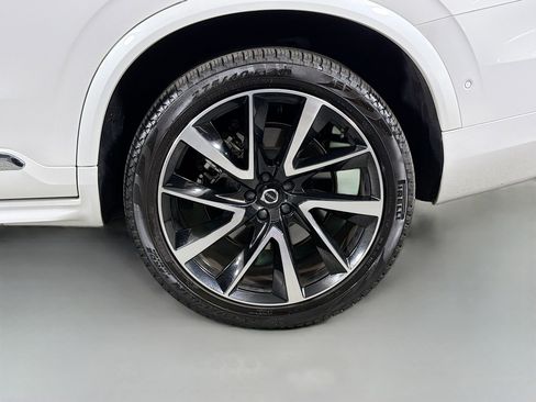 Used 2023 Volvo XC90 B6 Plus w/ Protection Package Premier image 33