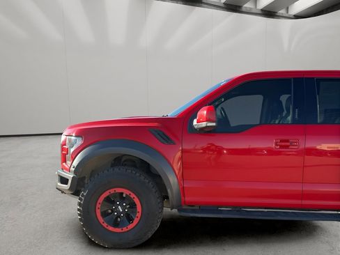 Used 2018 Ford F150 Raptor w/ Equipment Group 802A Luxury image 3