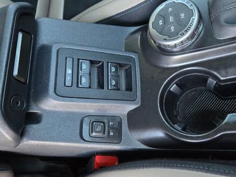 Used 2023 Ford Bronco Wildtrak AWD/4WD image 24